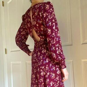 Reformation (boss lady) Long Sleeve Dress, size 8 🔥